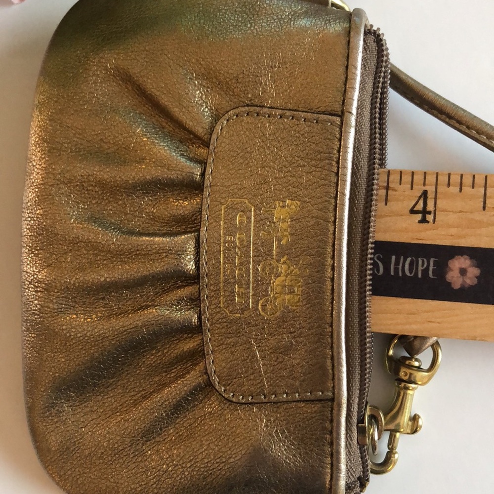 Coach Gold Coach Wristlet Metallic Coach Wristlet Gold Leather Coach Wristlet - Picture 8 of 16